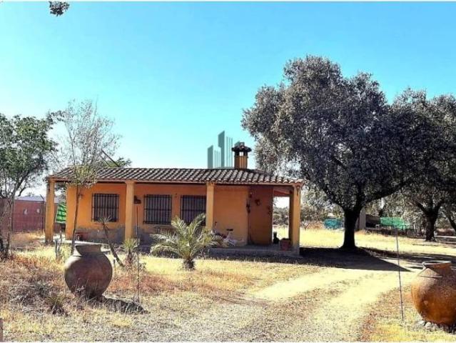 Casa rústica / Caserío en Venta en Badajoz