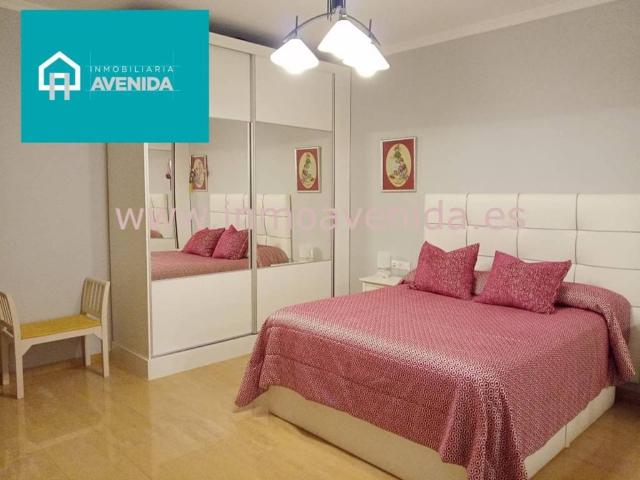 Casa rústica / Caserío en Venta en Baena