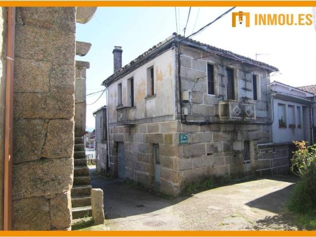 Casa rústica / Caserío en Venta en Barbadás