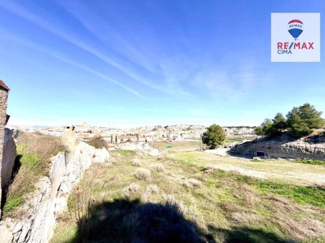 Casa rústica / Caserío en Venta en Benamaurel