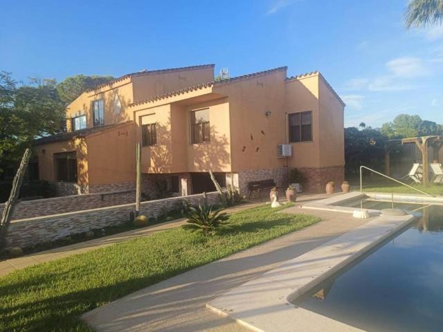 Casa rústica / Caserío en Venta en Benicasim Benicàssim