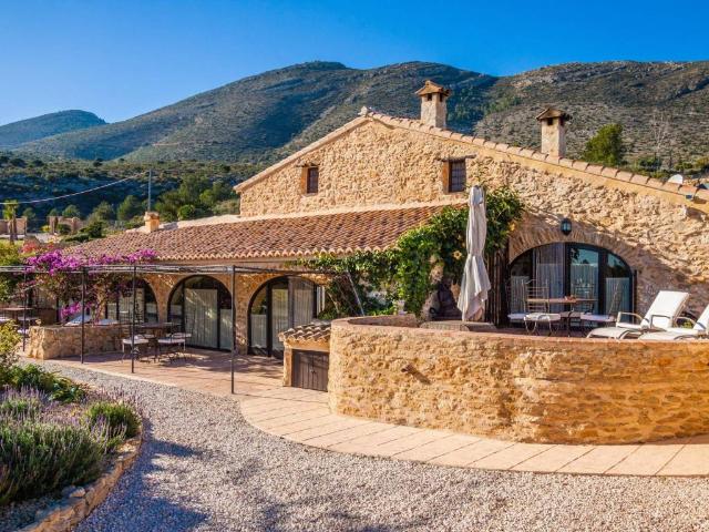 Casa rústica / Caserío en Venta en Benissa