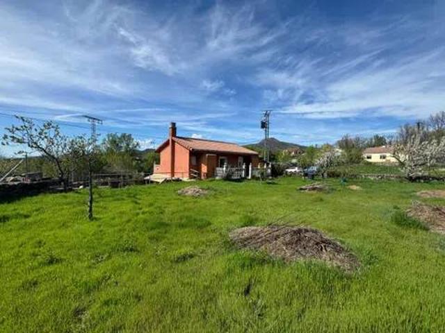 Casa rústica / Caserío en Venta en Béjar