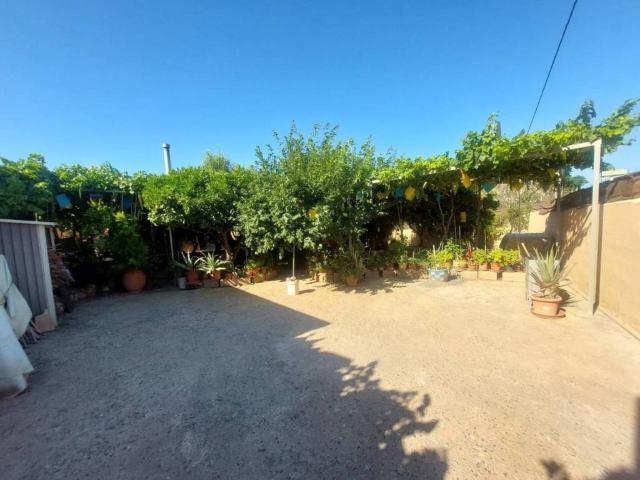 Casa rústica / Caserío en Venta en Berja