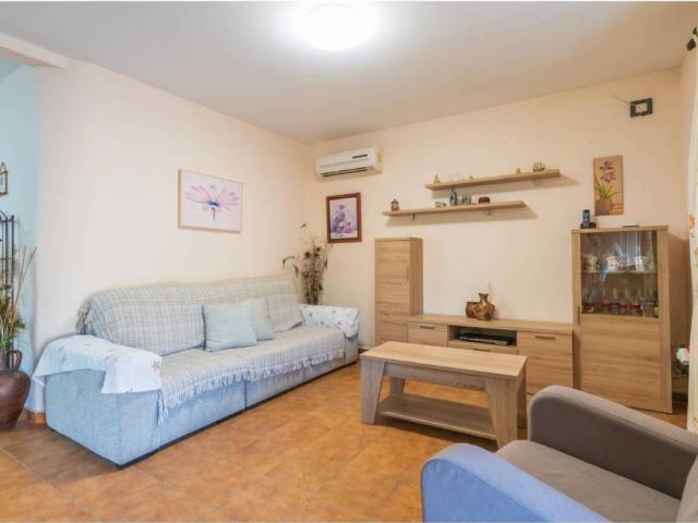 Casa rústica / Caserío en Venta en Bonares