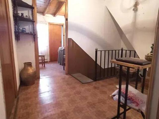 Casa rústica / Caserío en Venta en Bohoyo