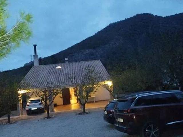 Casa rústica / Caserío en Venta en Bullas