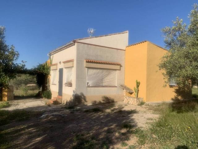 Casa rústica / Caserío en Venta en Camarles
