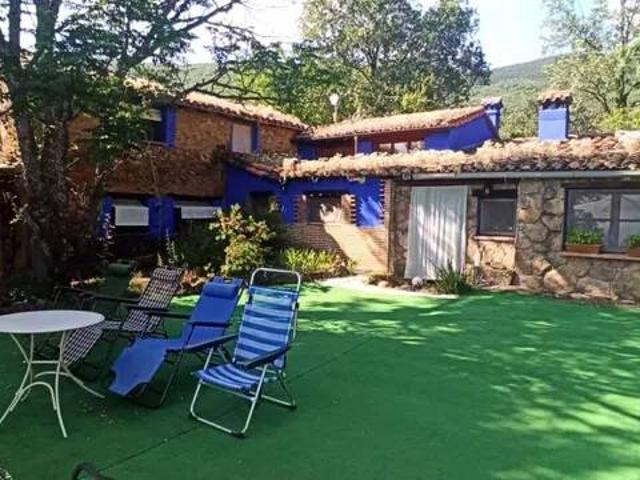 Casa rústica / Caserío en Venta en Candeleda