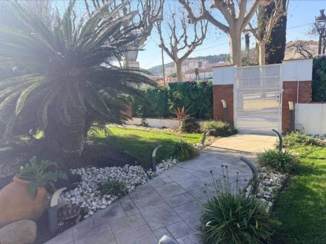 Casa rústica / Caserío en Venta en Canet de Mar