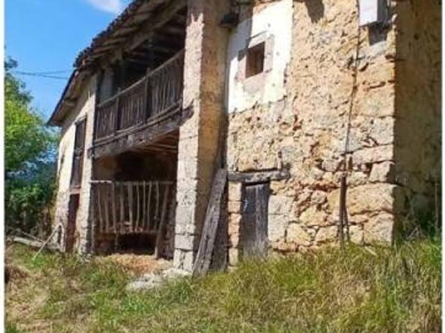 Casa rústica / Caserío en Venta en Cangas de Onís