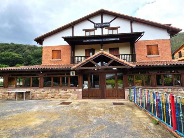 Casa rústica / Caserío en Venta en Cabuérniga