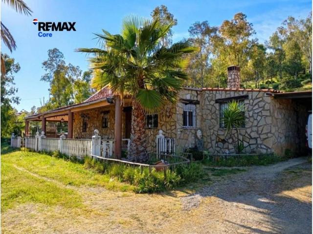 Casa rústica / Caserío en Venta en Cáceres
