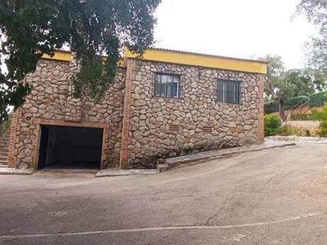 Casa rústica / Caserío en Venta en Cáceres