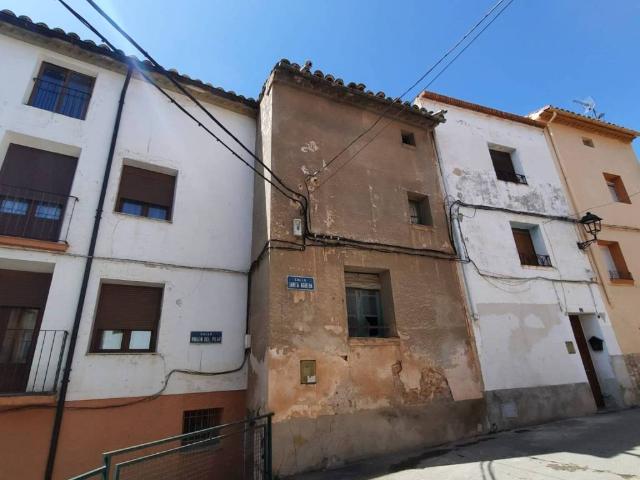 Casa rústica / Caserío en Venta en Calanda