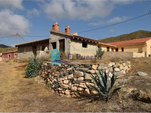 Casa rústica / Caserío en Venta en Cartagena