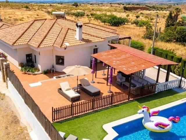 Casa rústica / Caserío en Venta en Cartagena