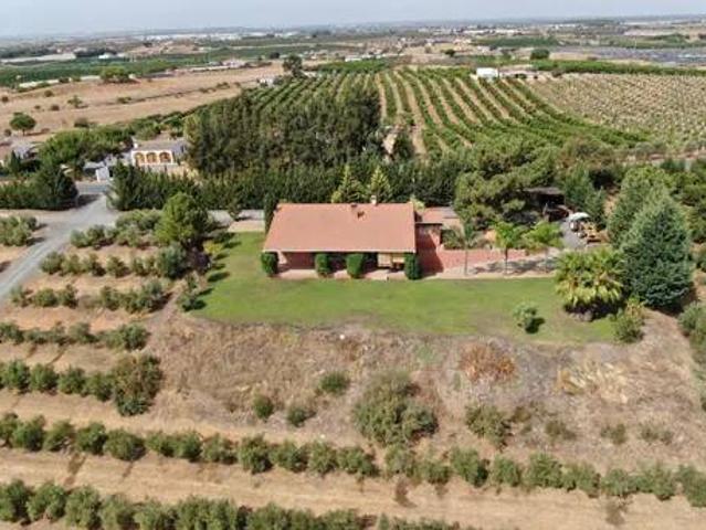 Casa rústica / Caserío en Venta en Cartaya