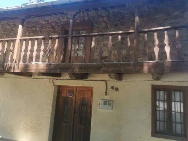 Casa rústica / Caserío en Venta en Castropodame