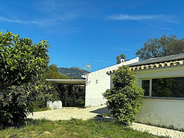Casa rústica / Caserío en Venta en Casarabonela