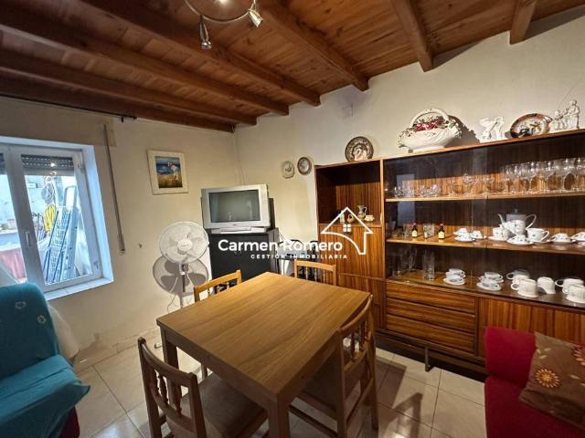 Casa rústica / Caserío en Venta en Cañizal