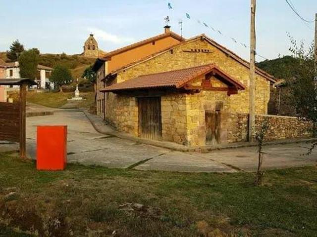 Casa rústica / Caserío en Venta en Cervera de Pisuerga