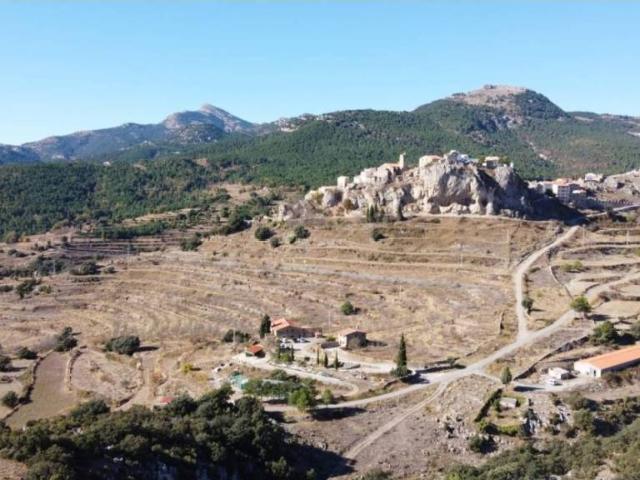 Casa rústica / Caserío en Venta en Chodos Xodos