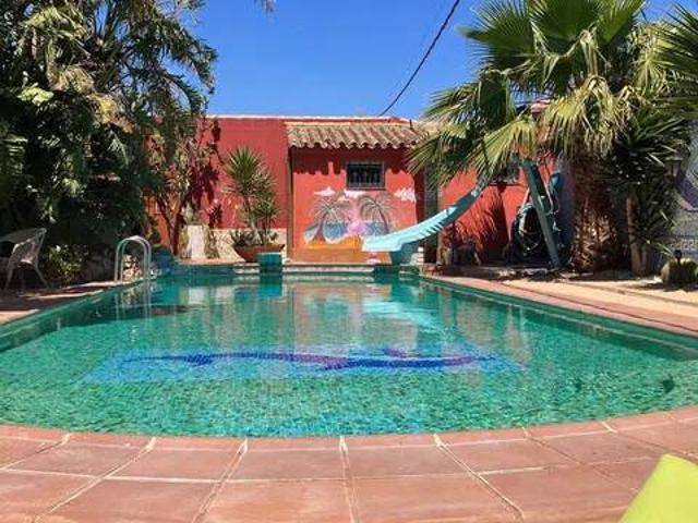 Casa rústica / Caserío en Venta en Chiclana de la Frontera