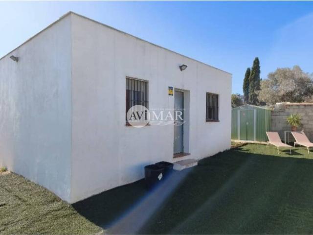 Casa rústica / Caserío en Venta en Chiclana de la Frontera