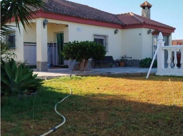 Casa rústica / Caserío en Venta en Chiclana de la Frontera
