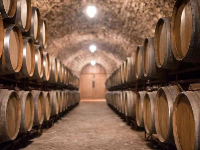 Casa rústica / Caserío en Venta en Chinchilla de Monte Aragón