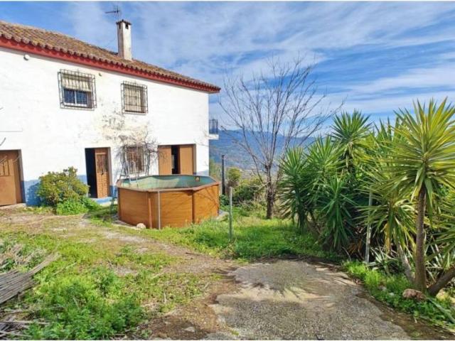 Casa rústica / Caserío en Venta en Comares