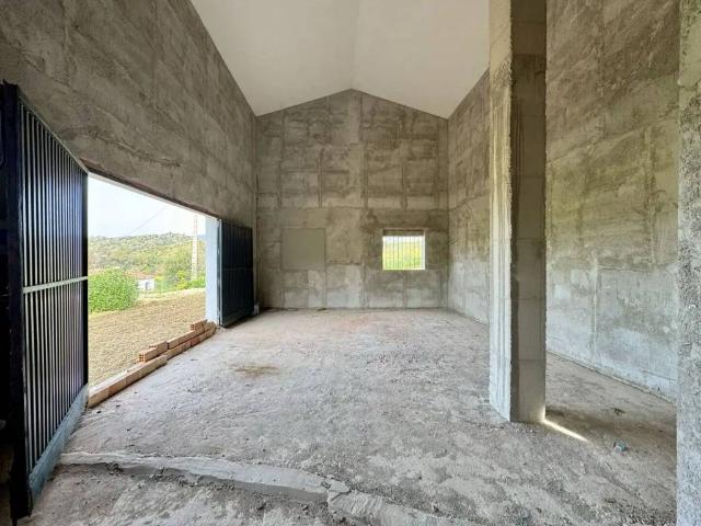 Casa rústica / Caserío en Venta en Coín