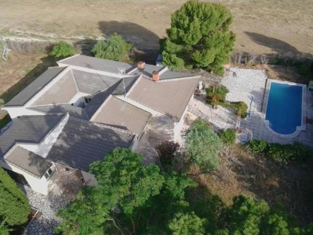 Casa rústica / Caserío en Venta en Colmenar de Oreja