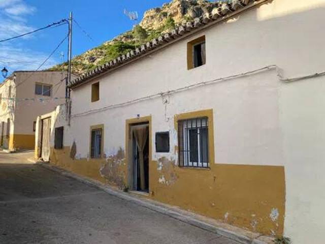 Casa rústica / Caserío en Venta en Cortes de Pallás