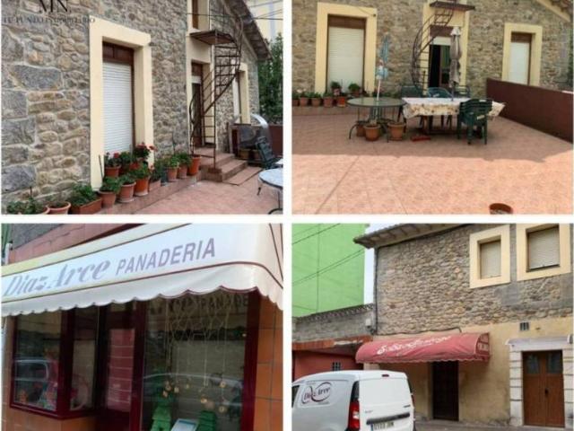 Casa rústica / Caserío en Venta en Corvera de Toranzo