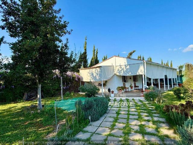 Casa rústica / Caserío en Venta en Córdoba