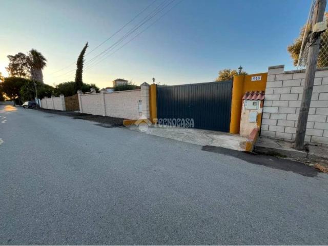 Casa rústica / Caserío en Venta en Coria del Río