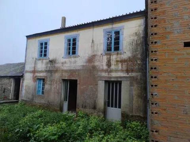 Casa rústica / Caserío en Venta en Cospeito