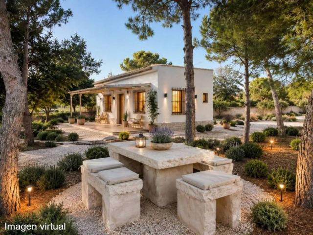 Casa rústica / Caserío en Venta en Crevillent
