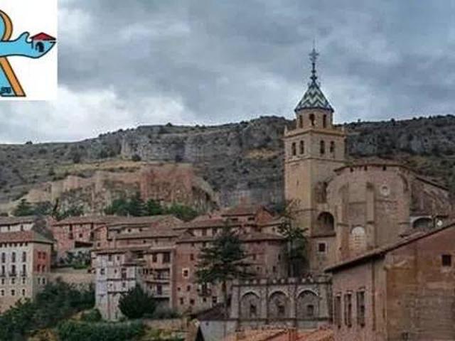 Casa rústica / Caserío en Venta en Crivillén