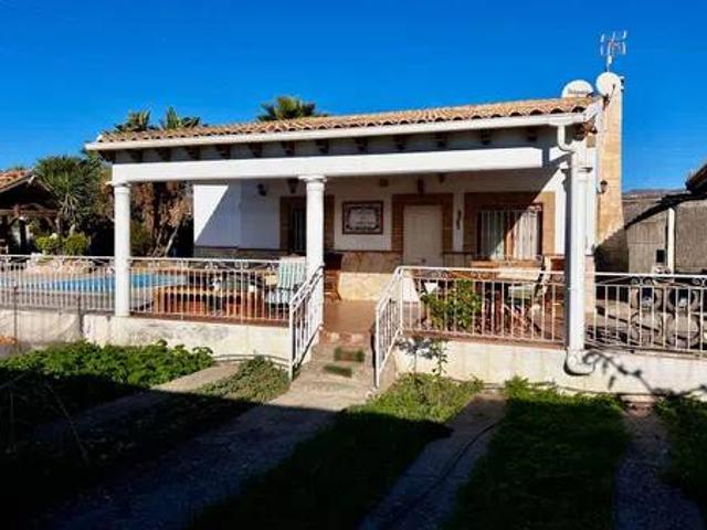 Casa rústica / Caserío en Venta en Cuevas del Almanzora