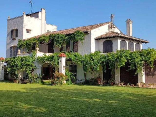 Casa rústica / Caserío en Venta en Cullera