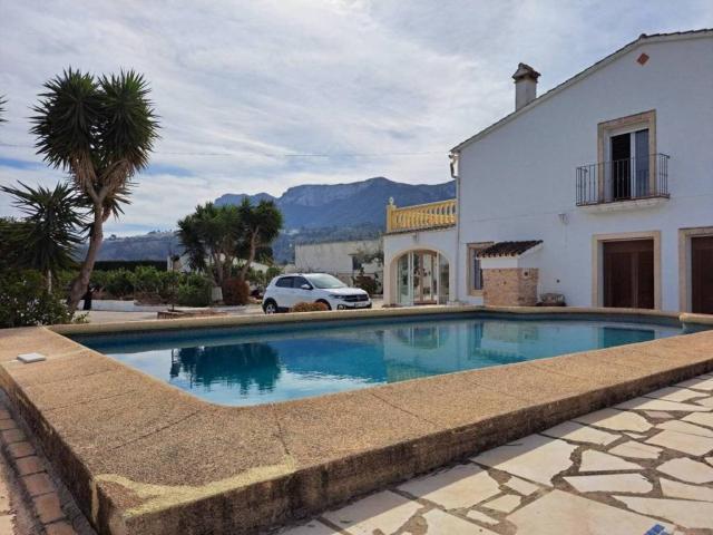 Casa rústica / Caserío en Venta en Dénia