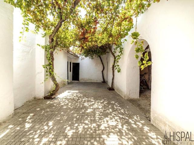 Casa rústica / Caserío en Venta en Écija