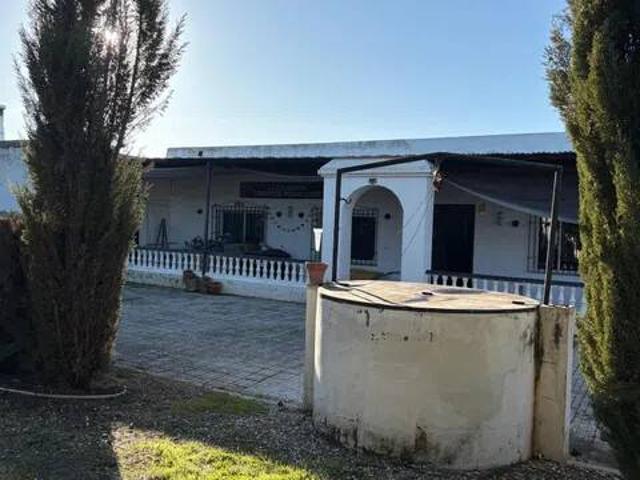 Casa rústica / Caserío en Venta en Écija