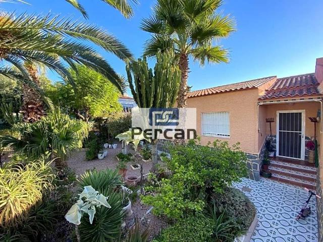 Casa rústica / Caserío en Venta en El Campello