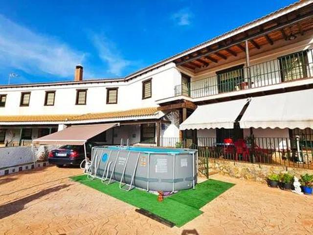 Casa rústica / Caserío en Venta en El Castillo de Las Guardas
