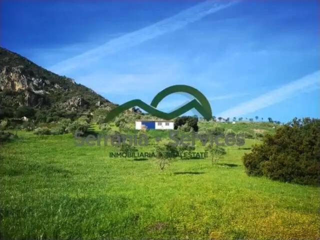 Casa rústica / Caserío en Venta en El Gastor