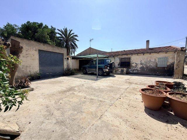Casa rústica / Caserío en Venta en Elche Elx